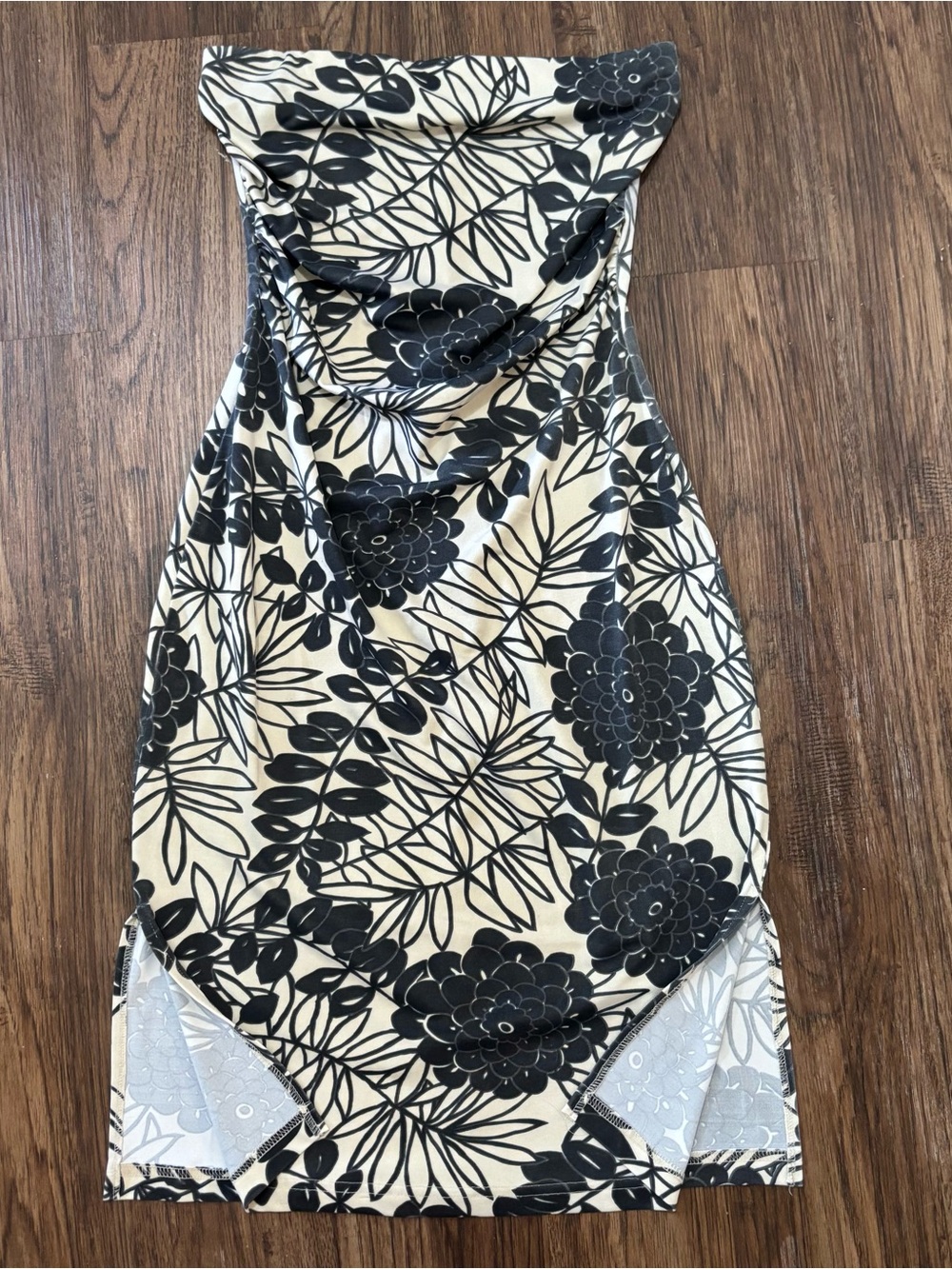 London Times Black & White Floral Strapless Fitted Midi Dress Size M